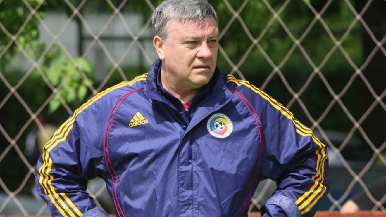 "Mă îngrijorez când văd ce rezerve are echipa națională!"