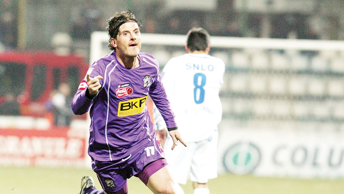 Borbely ar putea scăpa de operația de la genunchi