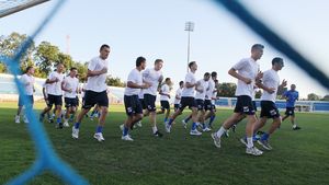 Amenință că pleacă de la echipă:** "Dacă nu se rezolvă situația mea și nu joc cu Dinamo, plec de la Iași"