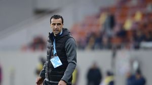 Prima reacție a lui Bogdan Vintilă, după ce s-a interzis accesul suporterilor la FCSB - U Craiova de teama coronavirus