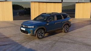 Dacia Bigster Hybrid l-a lăsat mască pe un renumit jurnalist din Germania. A comparat-o cu Volkswagen Tiguan