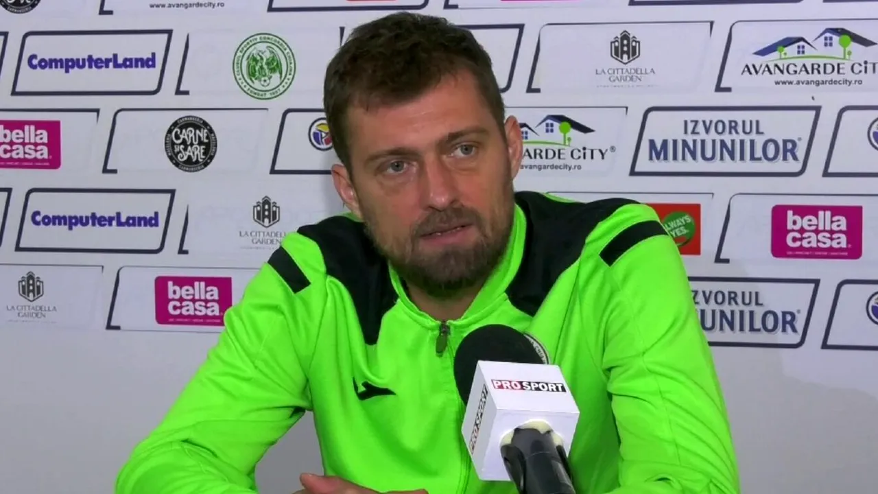 Gabi Tamaș îi transmite lui Mihai Pintilii că nu poate fenta sistemul: „Hai, mă, că am jucat 50 de meciuri la echipa națională, dă-mi licența PRO”