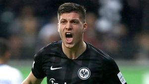 E OFICIAL! Luka Jovic pleacă de la Real Madrid și se întoarce la Eintracht Frankfurt!
