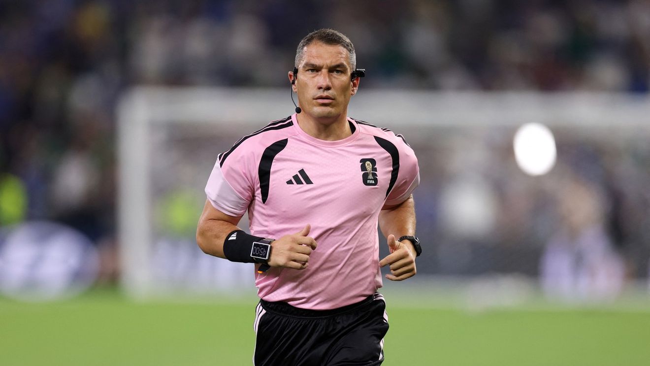 Istvan Kovacs, făcut praf de fani după Tunisia - Japonia 0-4! Ce i-au reproșat românului de la Cupa Mondială