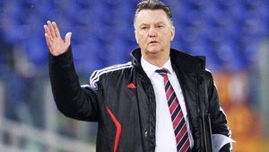 2012, anul limită pentru Van Gaal! Vezi cele trei variante pe care le are olandezul!