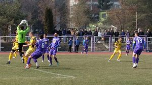 Poli face implozie!** Neplătiți, fotbaliștii au început deja să plece de la Timișoara! 5 jucători și-au depus memoriile