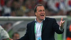 Dick Advocaat, dat afară de la Zenit