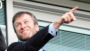 Tată contra fiu!** Abramovici i-a promis fiului său acțiuni la FC Copenhaga!