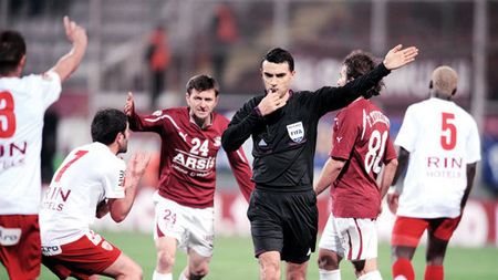 CEx a votat: Liga 1 rămâne la mâna lui Hațegan&co!** Nașu' e gata să accepte și străini: "Încercăm și asta pentru a avea liniște"