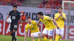 Cornel Dinu ironizează naționala lui Mirel Rădoi după eșecul cu Germania. „Parcă a jucat prima echipă cu juniorii la mijloc de săptămână!”