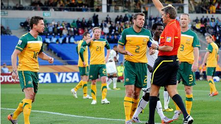 Pim Verbeek: "Kewell nu merita să fie eliminat"