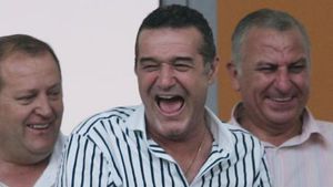 Vești proaste pentru Reghe. Interesul Stelei pentru Kontoes, doar un "BLUF"?:** "Becali nu dă doi cenți pe el"