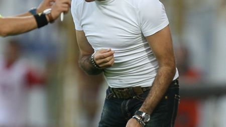 Grigoraș: "Goian e o cămilă, un papagal"