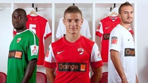 Atac la conducerea "câinilor":** "E jenant ce se întâmplă la echipă! Unde e tineretul din "New Dinamo"?"