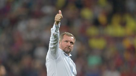 Bucuros peste măsură. VIDEO | Antrenorul Viktoriei Plzen a făcut TUMBE în fața suporterilor! "Am învins o echipă peste medie în Europa"