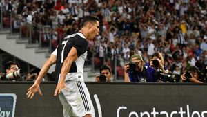 Ronaldo a fost tuns acasă! Mesajul special al lui Cristiano și ce a făcut iubita starului portughez | VIDEO