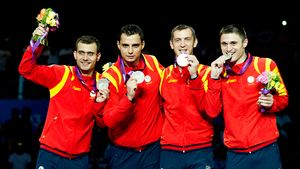 Vicecampionul olimpic Florin Zalomir, actual antrenor la echipa masculină de sabie, vrea să emigreze în Statele Unite. Cum își pierde sportul românesc valorile