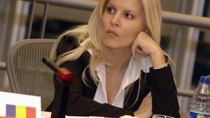 Elena Udrea, "dezbrăcată" de cel mai mare secret