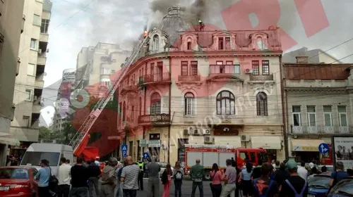 FOTO Clădirea în care se află restauranul lui Cosmin Olăroiu și Gino Iorgulescu a luat foc