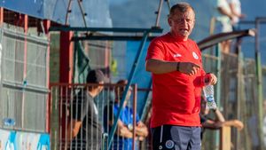 Harababură la SC Oțelul! Echipa antrenată de Dorinel Munteanu s-a despărțit de încă doi jucători dintre cei achiziționați în această vară. Unul era luat de la Petrolul