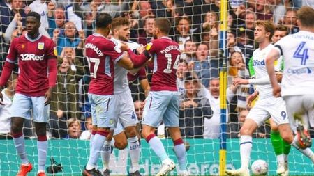 Marcelo Bielsa și lecția supremă de fair-play. VIDEO | Le-a ordonat jucătorilor să încaseze deliberat un gol, după o reușită controversată a echipei sale