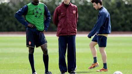 Wenger: "Liverpool joacă dur"