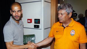 Mircea Lucescu, depășit în topul „galactic” al celor mai buni antrenori din istoria fotbalului de Pep Guardiola, după ce Manchester City a cucerit Supercupa Europei! Cum arată podiumul unui clasament fabulos, în ziua în care antrenorul lui Dinamo Kiev revine în Giulești | SPECIAL