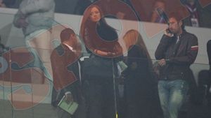 Bianca Drăgușanu a făcut cronica meciului "U" - Dinamo! :)** Cum se vede un meci de fotbal prin ochii vedetei