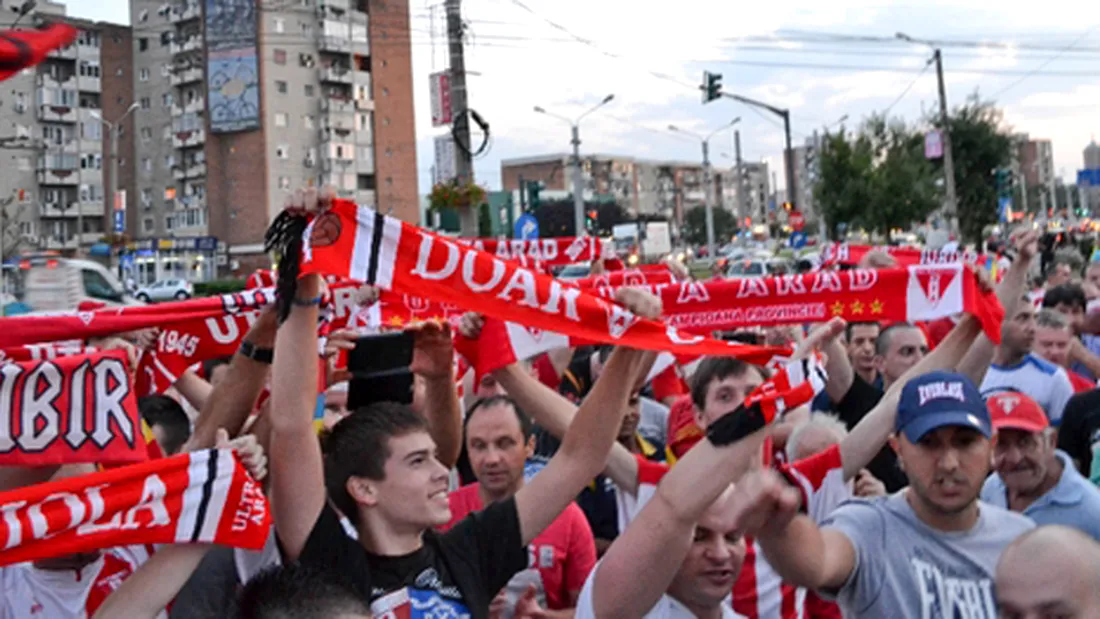 Suporterii arădeni sună adunarea pentru meciul de Cupă:** „Meciuri speciale la Timișoara