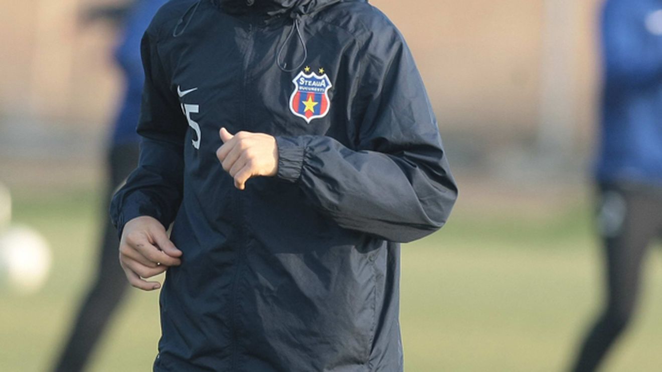 E "pe bune", dar nici nu-ți puteai imagina așa ceva!** De ce s-au supărat steliștii pe o glorie a clubului și cum a fost prinsă în "flagrant" :)