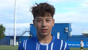 Cu fotbalul scris în ADN, fiul lui Sabin Ilie și, totodată, nepotul lui Adrian Ilie, face senzație pentru echipa lui Gică Hagi, la doar 14 ani