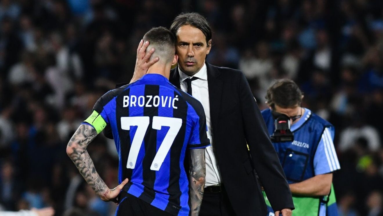 Inter, cu ochii larg închiși