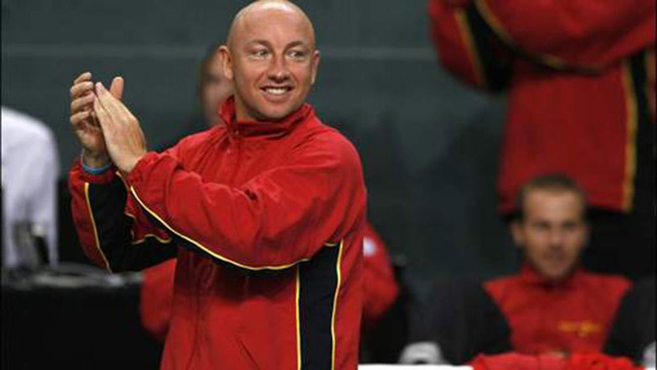 Antrenorul de tenis Julien Hoferlin a murit la vârsta de 49 de ani suferind de cancer cerebral