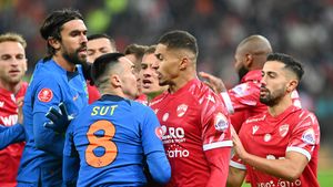 Adevăratul motiv pentru care „Eternul Derby” dintre Dinamo București și FCSB și-a pierdut farmecul de odinioară: „Era diferit înainte”. VIDEO