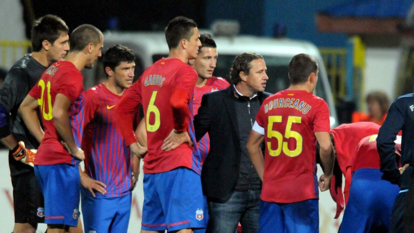 El este omul din cauza căruia Laurențiu Reghecampf nu ar dori să revină la FCSB: „Nu știu cât de bună e relația între ei”