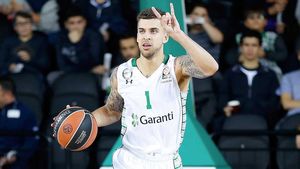 AMR 43 de ZILE | România a înaintat actele pentru a naturaliza trei jucători americani înainte de Eurobasket. Pe listă se află și un baschetbalist din Euroleague. Naționala a susținut primele teste, în Portugalia