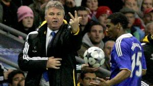 Hiddink: „Nimic nu mă poate lega de Chelsea"