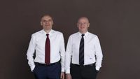 Frații Pavăl, cei mai bogați patroni din fotbalul românesc, investiție de milioane de euro la Cluj, într-un magazin și o galerie comercială
