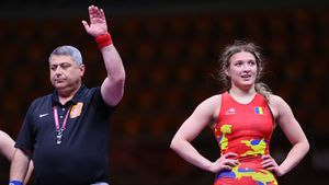 Povestea Roxanei Capezan în lupte începe la vârsta de 7 ani: „Din prima clipă în care am pășit pe saltea am fost fascinată”. EXCLUSIV