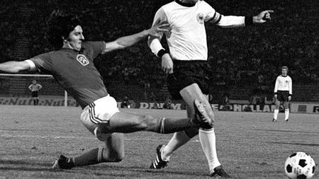 "Jucători de Legendă", episodul 4:** Franz Anton Beckenbauer