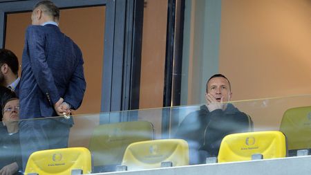 Lista lui Mihai Stoica! Nathan Junior și ceilalți jucători pe care directorul sportiv îi va urmări în Portugalia. Activitate la limita legii după eliberarea condiționată de la Jilava 