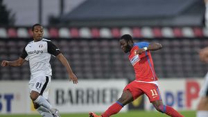 Sezon încheiat pentru Muniru! Reghe: "Îmi pare rău pentru el. E o accidentare foarte gravă!" Mijlocașul se va opera săptămâna viitoare