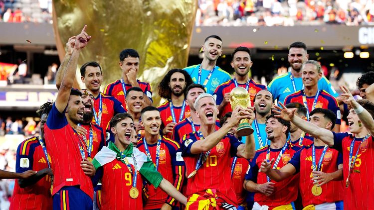 Revoluție! Netflix a luat drepturile TV pentru Campionatul Mondial din 2030