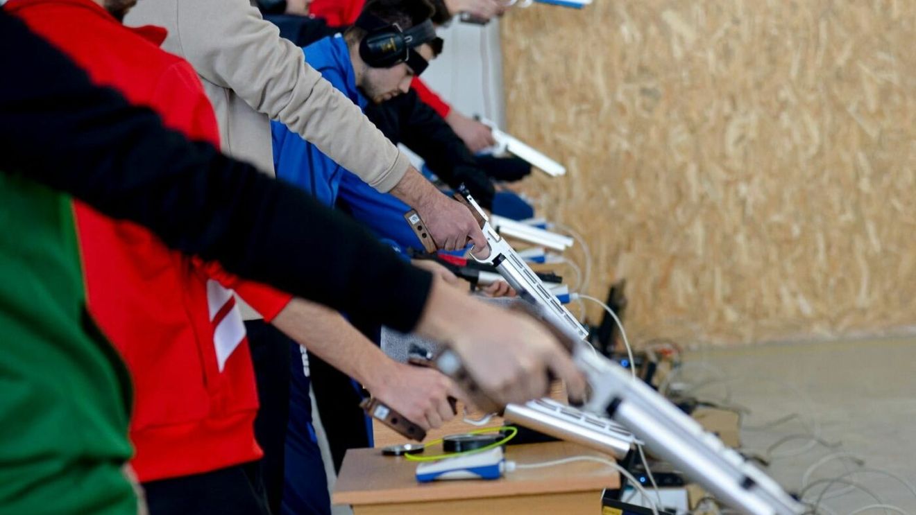 Scandal la Federaţia Română de Tir Sportiv, înaintea alegerilor. Vor fi lăsate, sau nu, să voteze cluburile care ar trebui radiate? | SPECIAL