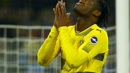 "E pe bune treaba asta? 2018 și în tribune încă sunt imitate zgomotele pe care le face o maimuță". Comportament grobian al fanilor italieni la meciul Atalanta - Dortmund 