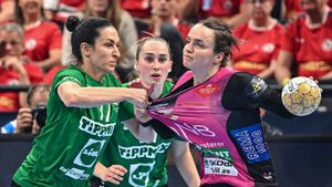 Vipers Kristiansand, fosta adversară a Rapidului, a câștigat iar Liga Campionilor la handbal feminin | VIDEO. Reacția lui Bogdan Vasiliu: „Au dovedit că sunt de neoprit!” | EXCLUSIV