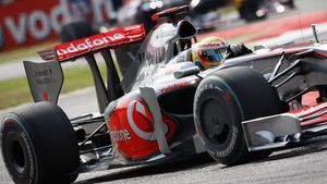 Hamilton, în pole-position la MP din Singapore