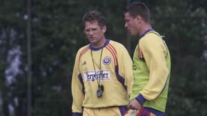 "Îl știu bine pe Marius, dar are un mare handicap, a jucat deja aici!"