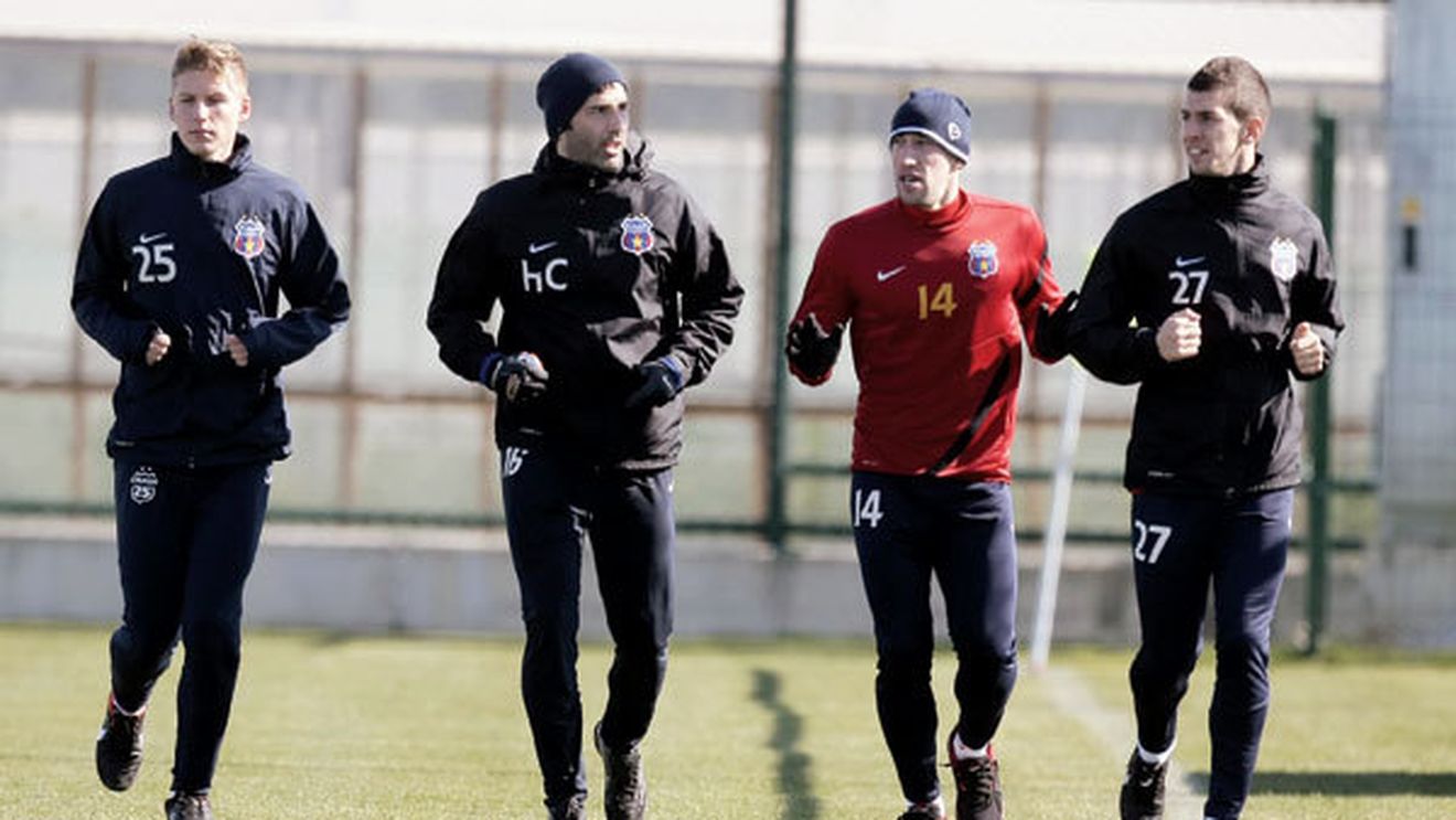 Datorită lui, Ilie Stan are ce antrena!** Omul care-i recuperează pe steliști spune de ce "Bomba sexy" și Cruduța au făcut rău echipei