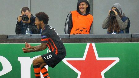 Eroul lui Mircea Lucescu, victima scandărilor rasiste după ce a marcat cinci goluri într-un meci din Liga Campionilor. "Sunt dezamăgit, au fost insulte rușinoase la adresa mea"
